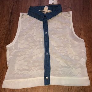 ✨✨ Sheer Mesh Sleeveless Crop Top ✨✨